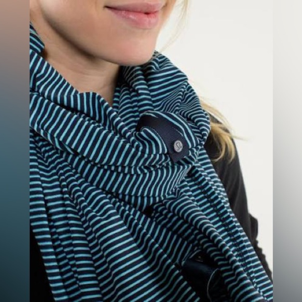 Lululemon Vinyasa Scarf